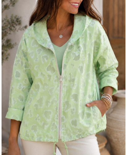 Chaqueta Fina Verde con Corazones y Capucha 2