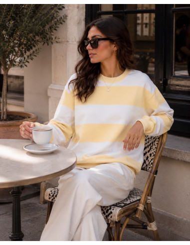 Sudadera bicolor amarilla y blanca