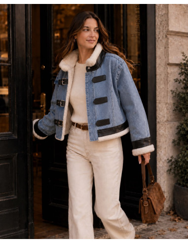 Chaqueta vaquera con pelo suave y detalles en...