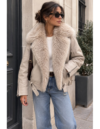 Biker efecto piel en crudo con pelo desmontable...