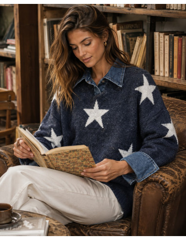 Suéter Azul con Estrellas y Detalles Denim