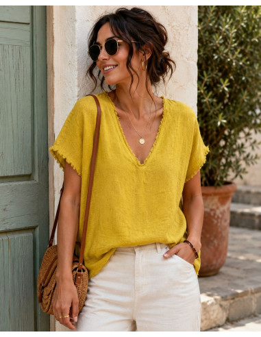 Blusa de Lino mostaza con Escote de Pico y...