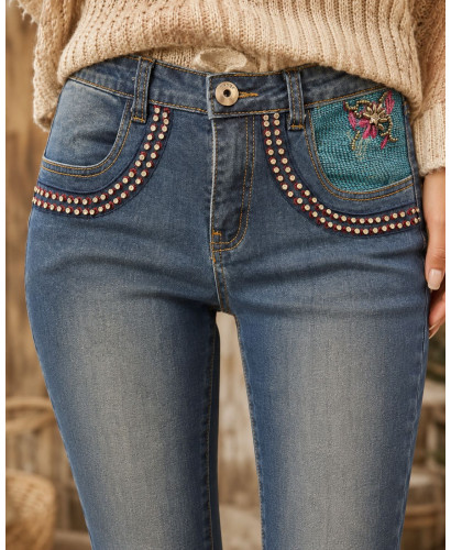 Pantalón Vaquero Pitillo con Detalles en los Bolsillos 2