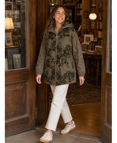 Parka Verde Kaki Bordada con Lentejuelas y Capucha 2