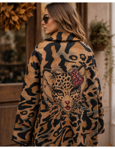 Abrigo de antelina con estampado animal y...
