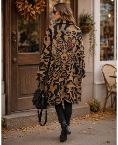 Abrigo de antelina con estampado animal y bolsillos