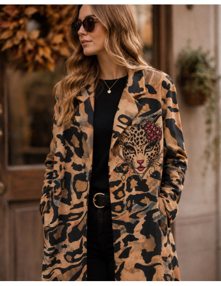 Abrigo de antelina con estampado animal y bolsillos