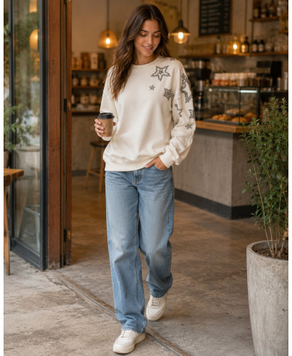 Sudadera Cruda con Estrellas de Abalorios Plateados 2