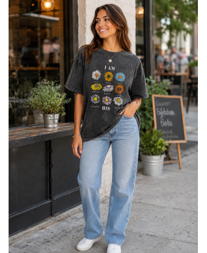 🌸 Camiseta Gris Efecto Lavado con Flores 2