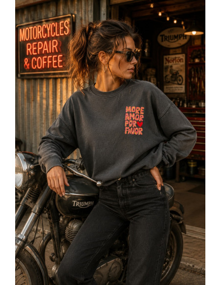 🩶 Sudadera gris efecto lavado “MORE AMOR POR FAVOR”