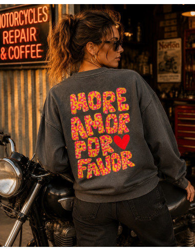 🩶 Sudadera gris efecto lavado “MORE AMOR POR...