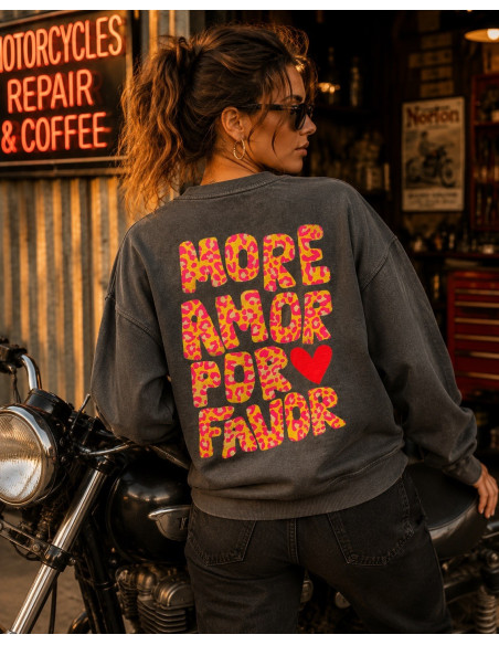 🩶 Sudadera gris efecto lavado “MORE AMOR POR FAVOR”