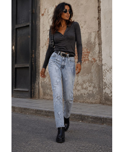 👖 Pantalón vaquero con estampado de calaveras 2