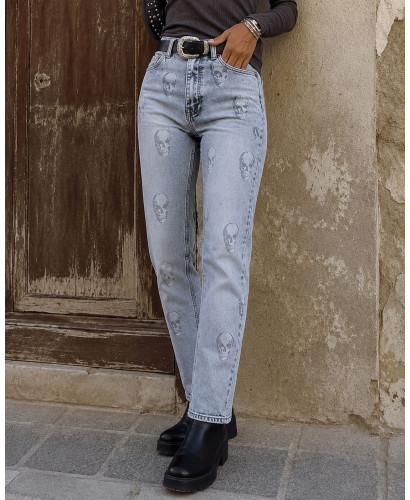 👖 Pantalón vaquero con estampado de calaveras