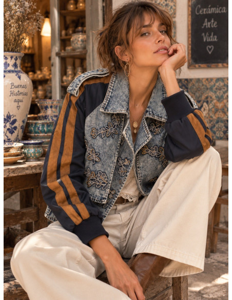 Chaqueta Denim Bordada Tribanda ✨