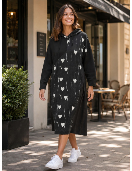 Vestido combinado con capucha y bolsillos frontales