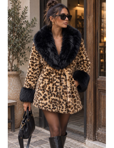 Abrigo de pelo sintético animal print con...