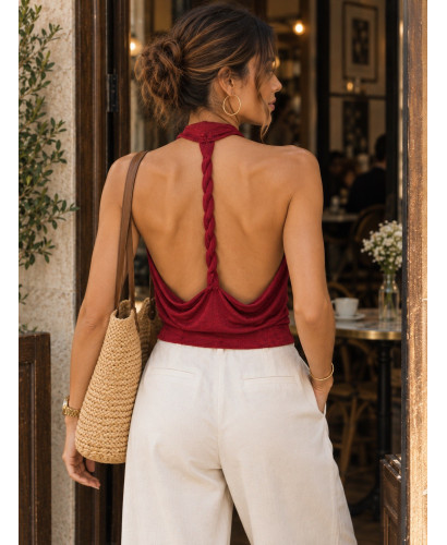 Top granate con Escote Halter y Espalda Trenzada 2