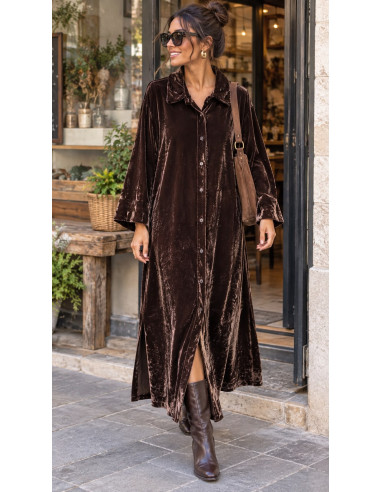 Vestido camisero de terciopelo con aberturas...