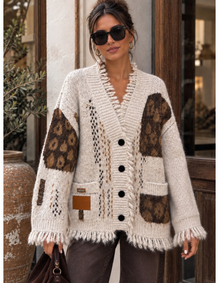 🧶 Chaqueta de Punto Combinada con Flecos y Estampados 🤎✨