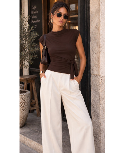 Camiseta chocolate con Lazada Lateral