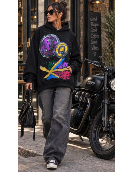 🖤 Sudadera Negra con Capucha y Estampado Artístico
