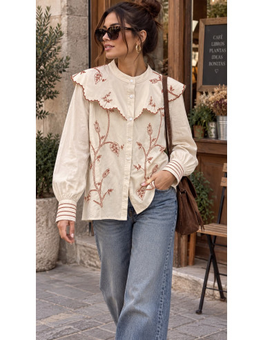 Camisa Roma Bordada Crudo con Cuello Volante y...