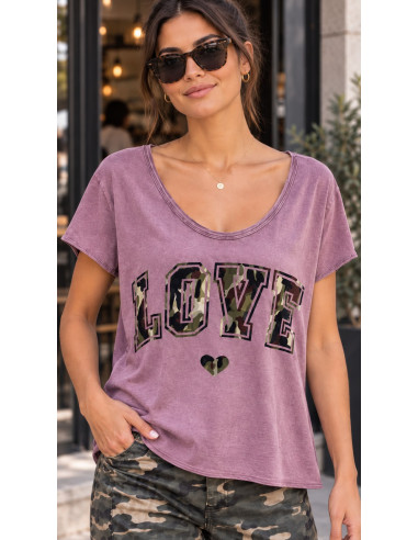 🩶 Camiseta LOVE Camuflaje burdeos Lavado ✨