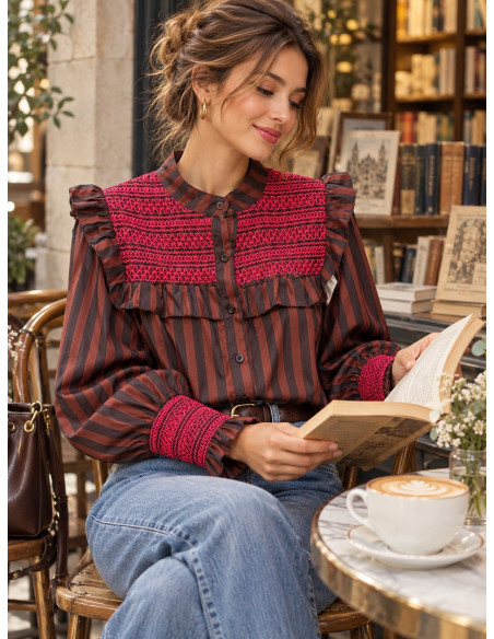 Camisa  rayas marrones con Bordado rosa