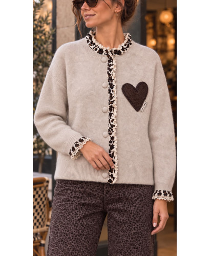 🤎 Chaqueta de Punto con Volantes Animal Print y Corazón