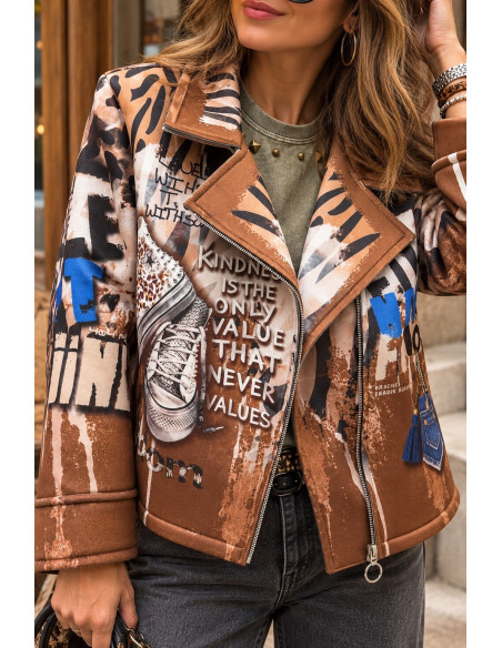 Biker Oversize Tipo Neopreno Estampada con Sneakers