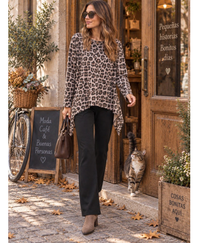 🐆 Conjunto Animal Print de Blusón  Pantalón Negro 2