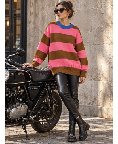 Suéter de Rayas Marrón y rosa con Cuello azul 2