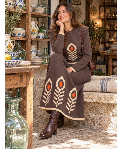 Conjunto de Punto Chocolate con Suéter y Falda Estampada 2