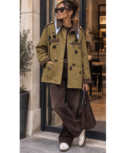 Chaqueta Safari Verde Caqui con Abalorios Joya y Detalles...