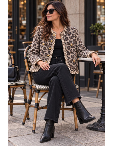 Chaqueta Animal Print con Bordados y Detalles Joya
